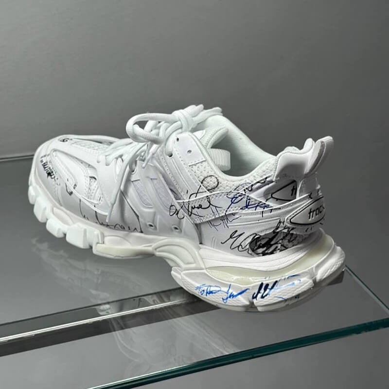 バレンシアガ Track Autographe スニーカー テクニカル ストリート