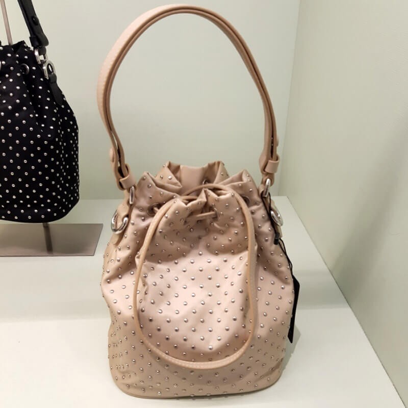 プラダ Re-Nylon スタッズミニバッグ スタッズ付 3WAY 全4色 1BE067