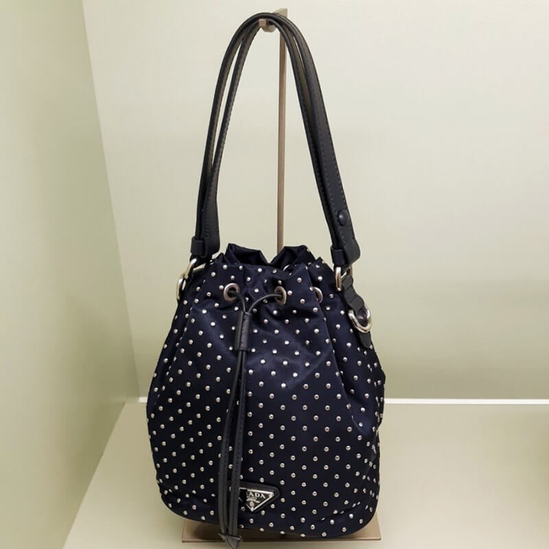 プラダ Re-Nylon スタッズミニバッグ スタッズ付 3WAY 全4色 1BE067