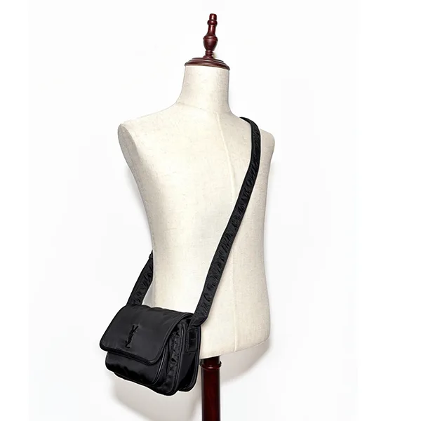 サンローラン niki Small メッセンジャー コピー ナイロンバッグ 776611FACKH1000