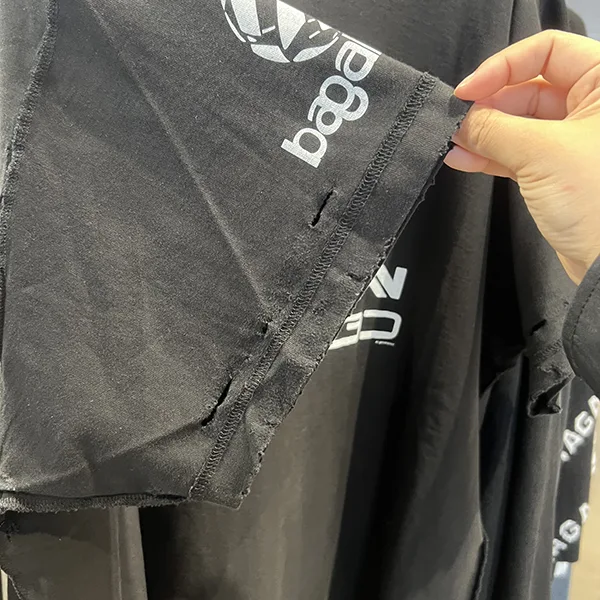 【バレンシアガ】Inside Out ヴィンテージ風 Tシャツ 偽物 787358 TQVG1 1569