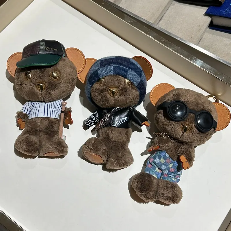 【可愛い】ルイヴィトン バッグ チャームLV ルイ ベア 並行輸入品 4色 M03176