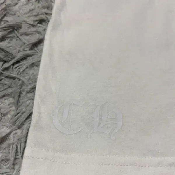 人気話題コラボ！クロムハーツ プレミアムなロゴTシャツ スーパーコピー w25082101