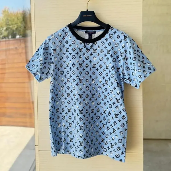 【チェーン付☆】ルイヴィトン グラフィックモノグラムTシャツ 偽物 1AIAL8
