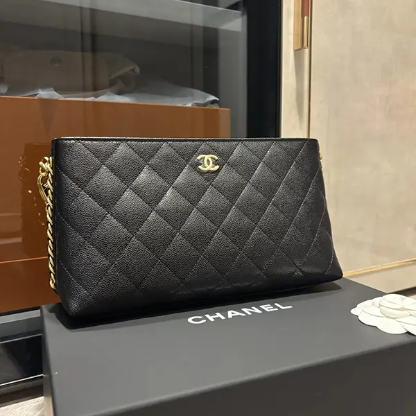 即日配送シャネル ポーチ型ショルダーバッグ コピー AP4700-B20730-94305