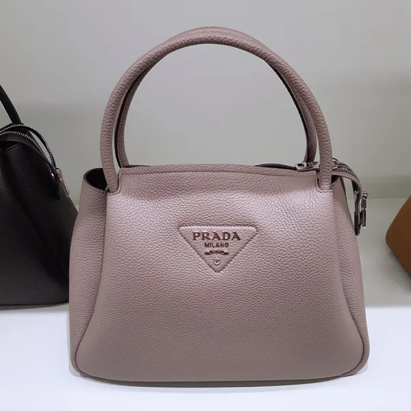 プラダ 三角ロゴ レザーハンドバッグ 激安 1BC170