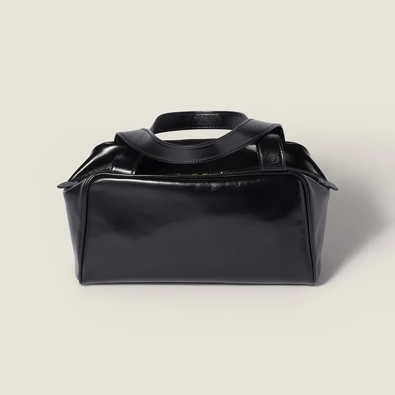 注目度NO.1ミュウミュウ レザートップハンドルバッグ コピー商品 3色 miu250829