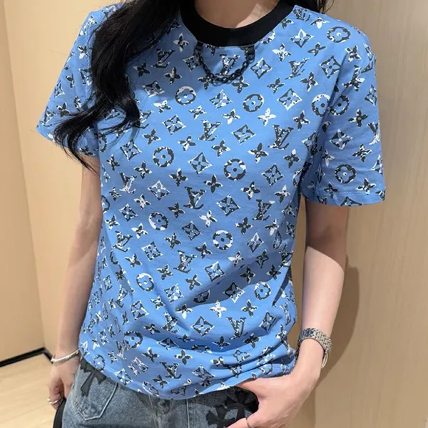 【チェーン付☆】ルイヴィトン グラフィックモノグラムTシャツ 偽物 1AIAL8