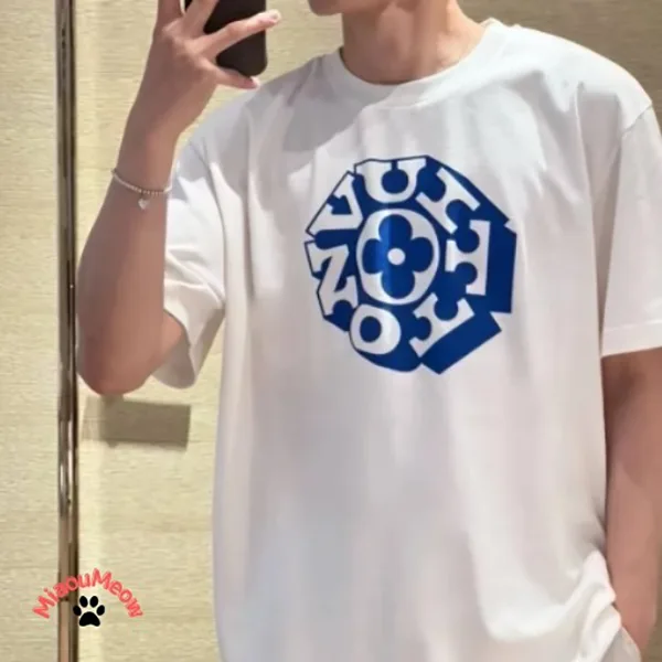 大人気定番☆メンズ*LV*ブルーブ ルイヴィトン コピー ロックロゴ ホワイト Tシャツ 半袖 1AIML