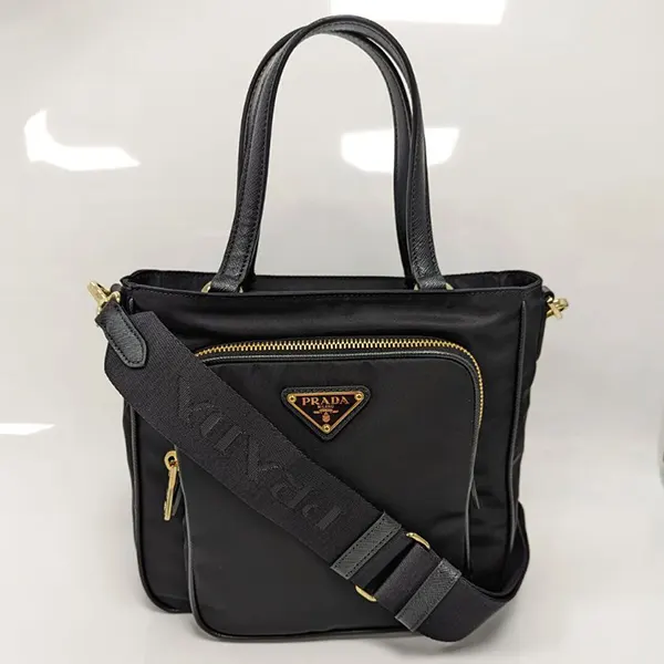 プラダ ポコノポケット トートバッグ 偽物 1BG308