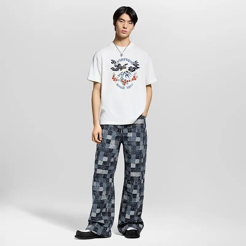 ルイヴィトン クルーネックTシャツ 刺繍入り フェイク 1AIMAQ
