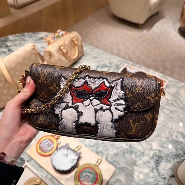 【コラボ！イケてる猫フェイス☆】ルイヴィトン ハンドバッグ 偽物 M15148