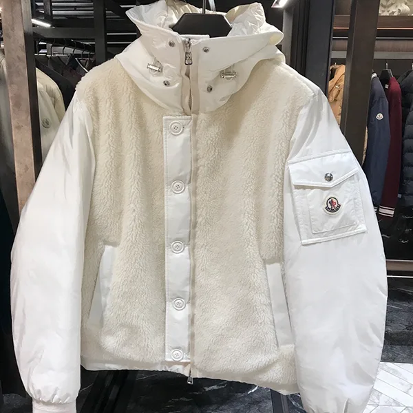 【モンクレール】Auvurgne ショートダウン N級品 K20911A00147539ZD041