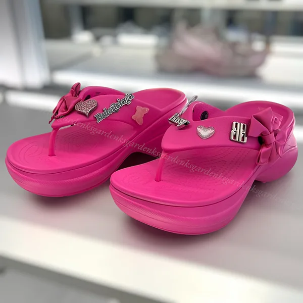 限定コラボ！バレンシアガ CROCS トング 偽物 JIBBITZ