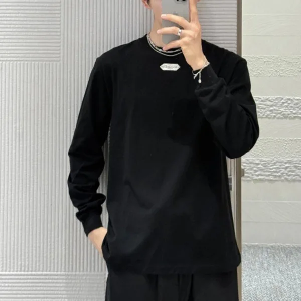 流行り廃りのない【シンプルで使える】ディオール Paris ロング Tシャツ 543J609A0847