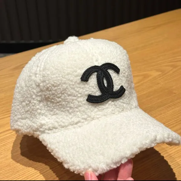 お洒落に★即完予感 シャネル キャップ ロゴ ココマーク 帽子 コピー ウール 黒 AAB264 B21477 U2771