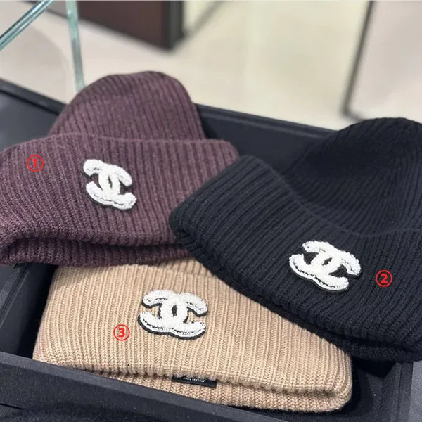 【シャネル】毎年即完売　ロゴニット帽　秋冬の必須アイテム 3色 AAB308