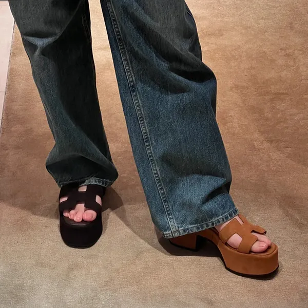 使い勝手の上手☆【魅せる脚長効果】エルメス ジャム 7.5cm 厚底サンダル コピー H242124Z 02370